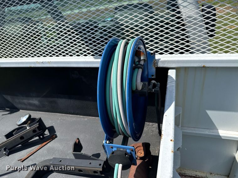 image for item DU9340 2012 Ford F350 Super Duty utility bed pickup truck