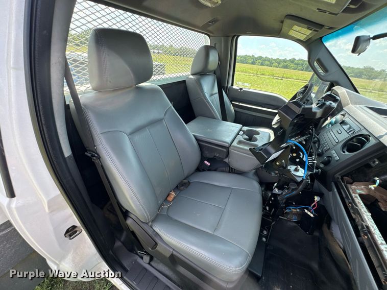 image for item DU9340 2012 Ford F350 Super Duty utility bed pickup truck