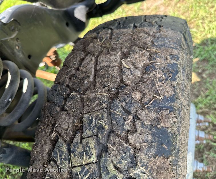 image for item DU9340 2012 Ford F350 Super Duty utility bed pickup truck