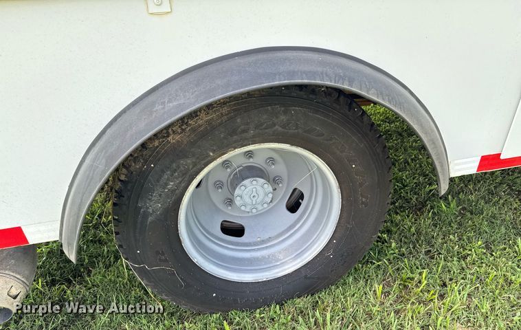 image for item DU9340 2012 Ford F350 Super Duty utility bed pickup truck