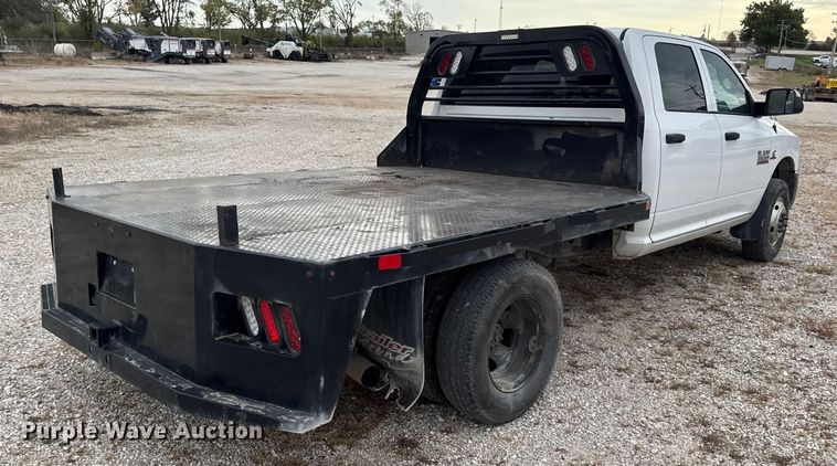 image for item DW6648 2018 RAM 3500HD Crew Cab flatbed pickup truck