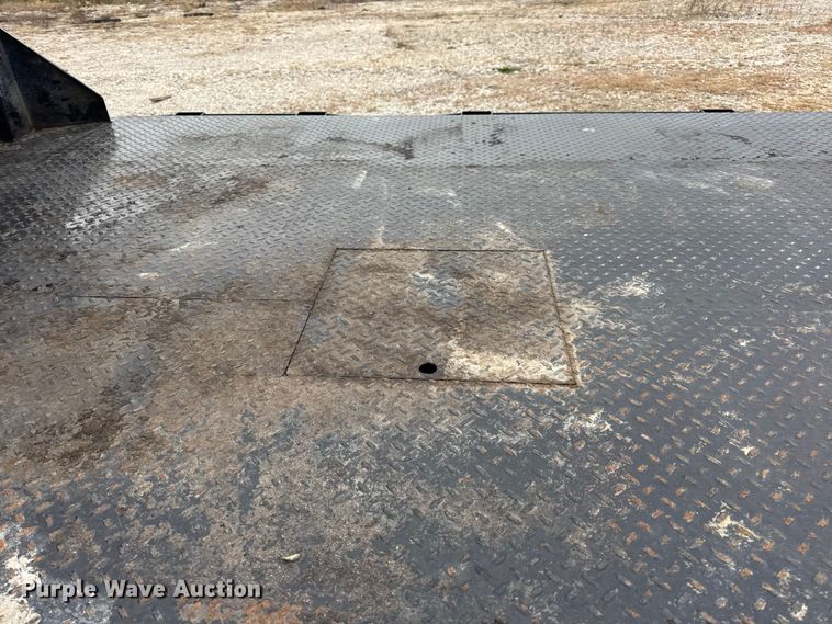 image for item DW6648 2018 RAM 3500HD Crew Cab flatbed pickup truck