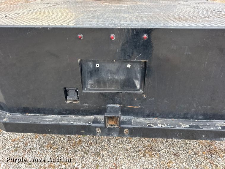 image for item DW6648 2018 RAM 3500HD Crew Cab flatbed pickup truck