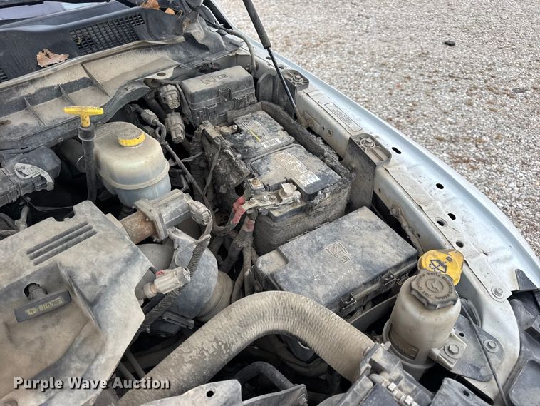 image for item DW6648 2018 RAM 3500HD Crew Cab flatbed pickup truck