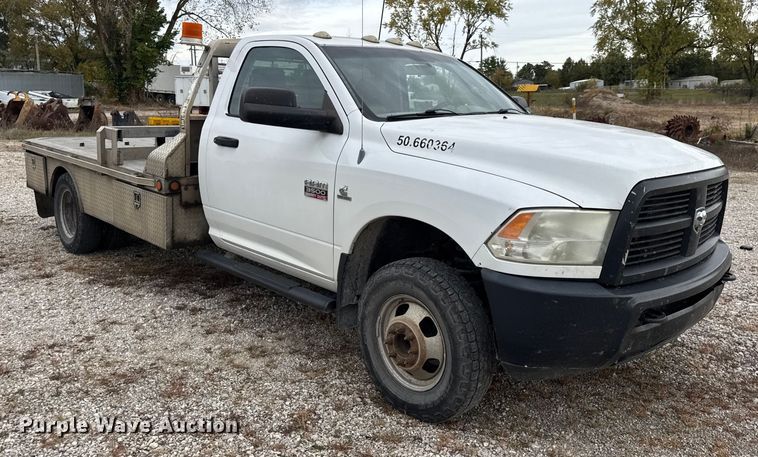 image for item DW6649 2012 Dodge 3500HD flatbed pickup truck