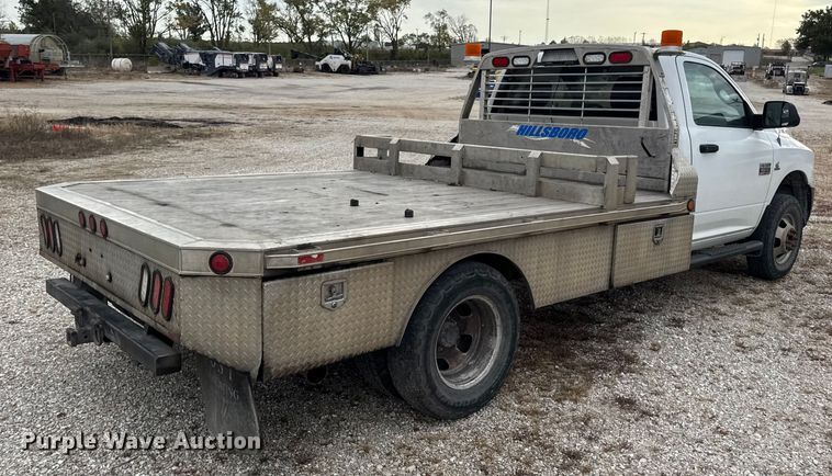 image for item DW6649 2012 Dodge 3500HD flatbed pickup truck