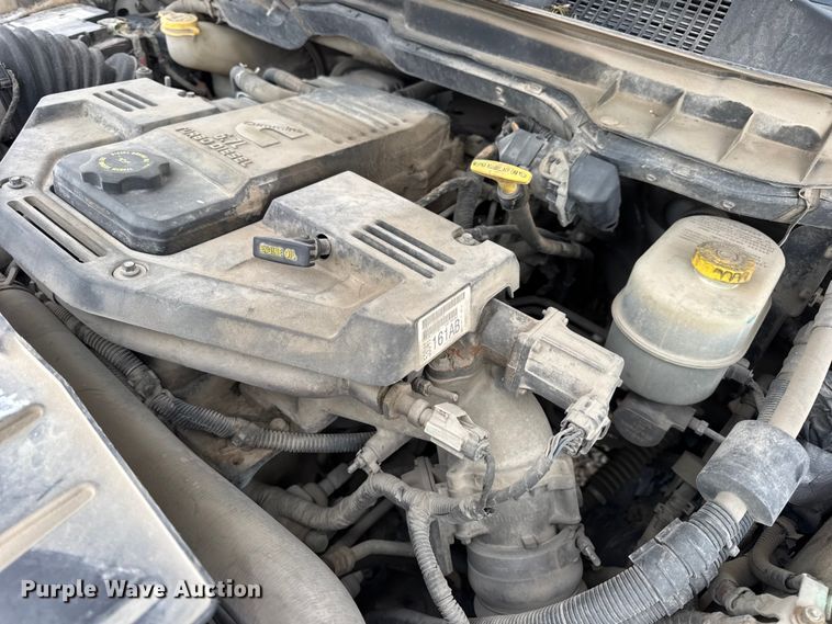 image for item DW6649 2012 Dodge 3500HD flatbed pickup truck