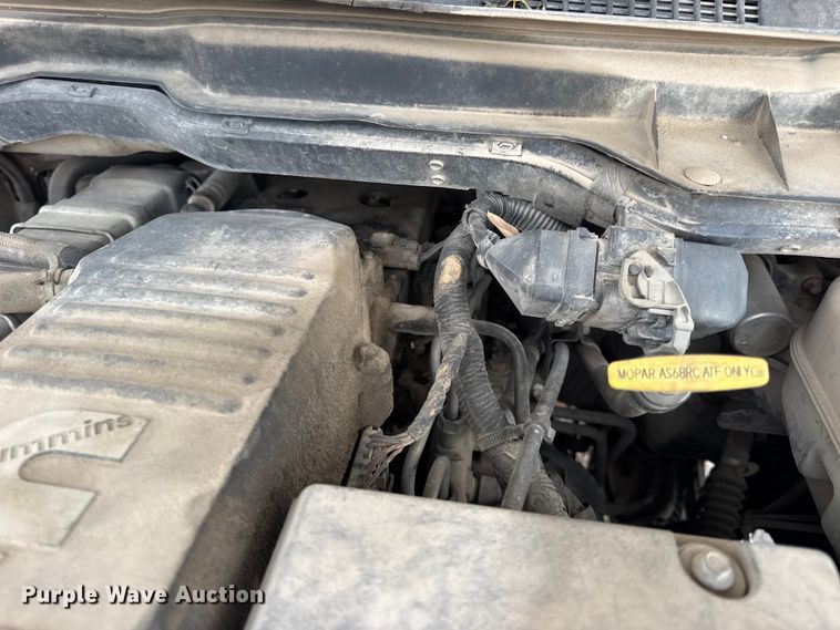 image for item DW6649 2012 Dodge 3500HD flatbed pickup truck