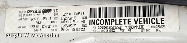 image for item DW6649 2012 Dodge 3500HD flatbed pickup truck