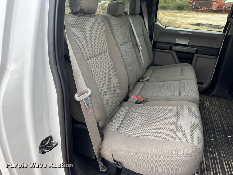 image for item DW6651 2019 Ford F250 Crew Cab pickup truck