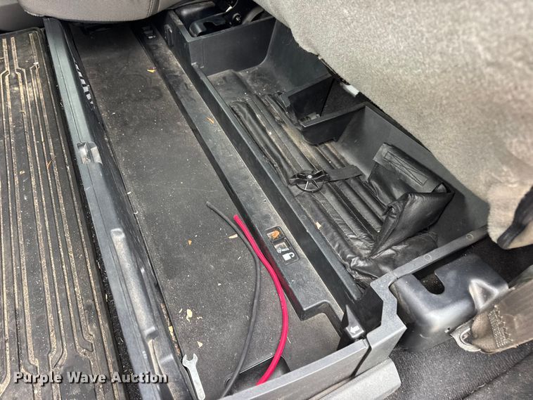 image for item DW6651 2019 Ford F250 Crew Cab pickup truck