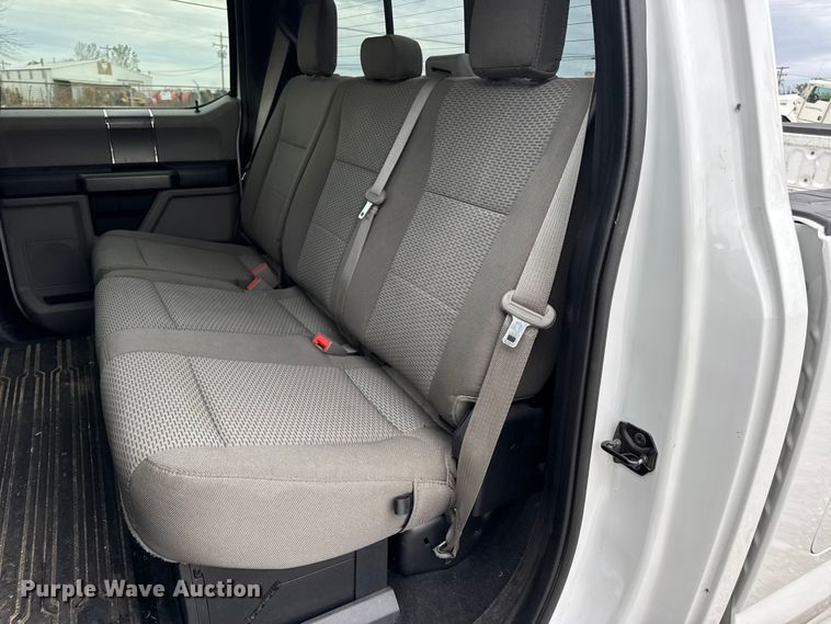 image for item DW6651 2019 Ford F250 Crew Cab pickup truck