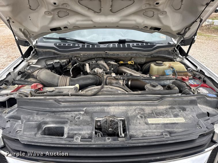 image for item DW6651 2019 Ford F250 Crew Cab pickup truck