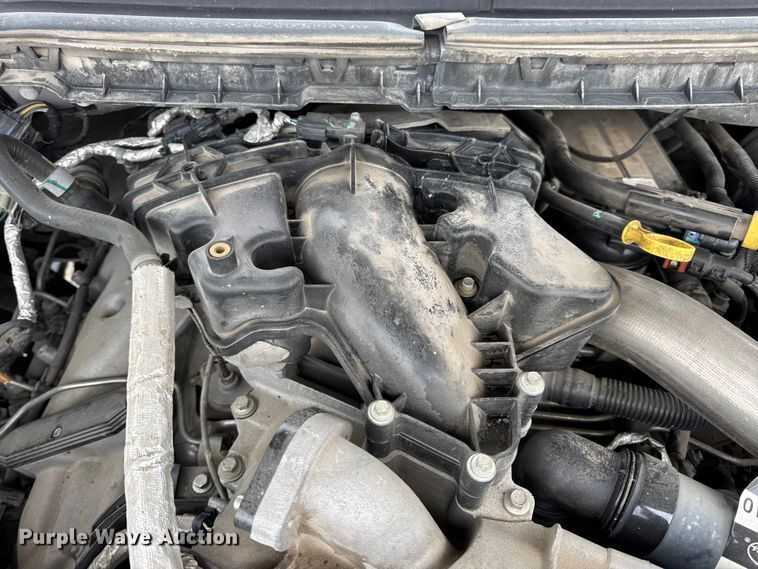 image for item DW6651 2019 Ford F250 Crew Cab pickup truck