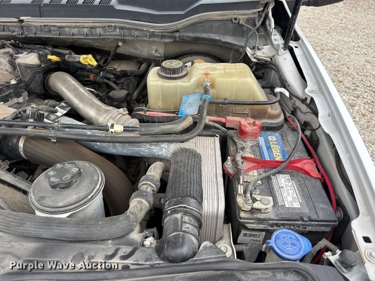 image for item DW6651 2019 Ford F250 Crew Cab pickup truck