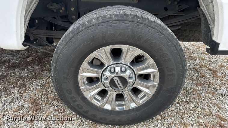 image for item DW6651 2019 Ford F250 Crew Cab pickup truck