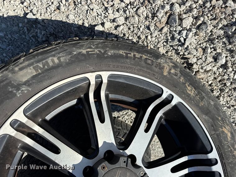 image for item DW6672 Tires and wheels