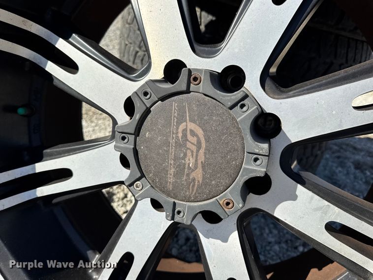 image for item DW6672 Tires and wheels