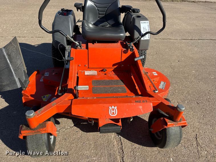 image for item DW6750 2006 Husqvarna MZ 61 ZTR lawn mower