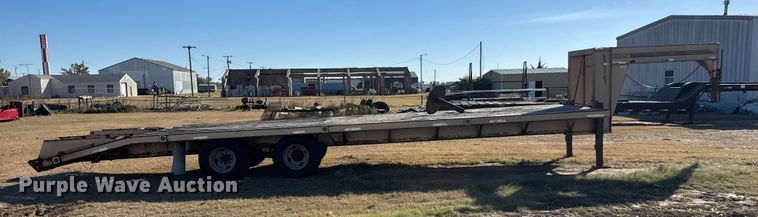 image for item DW6756 1999 Titan 3F3808 equipment trailer