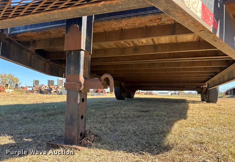 image for item DW6759 2012 PJ utility trailer