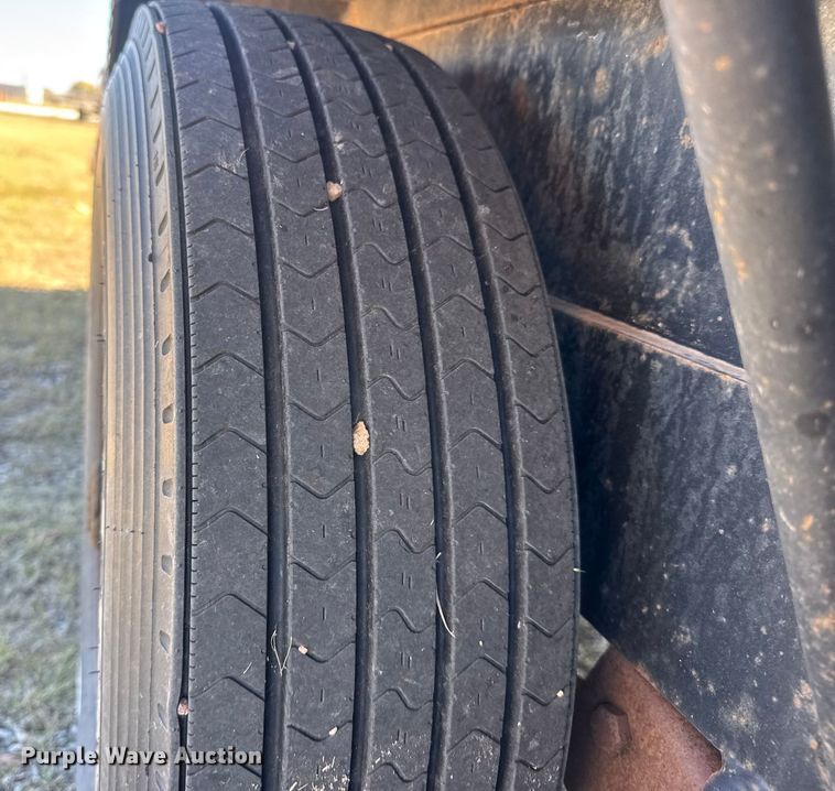 image for item DW6759 2012 PJ utility trailer