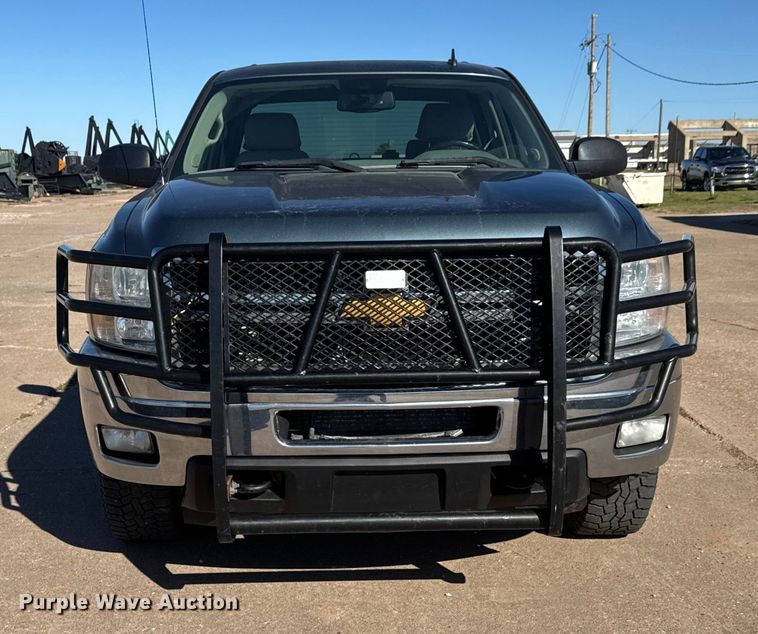 image for item DW6761 2014 Chevrolet Silverado 2500HD LT Crew Cab pickup truck