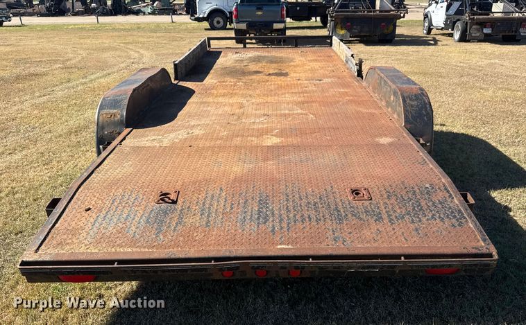 image for item DW6762 2005 PJ equipment trailer