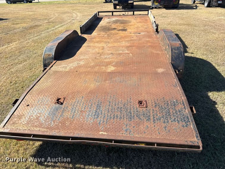 image for item DW6762 2005 PJ equipment trailer