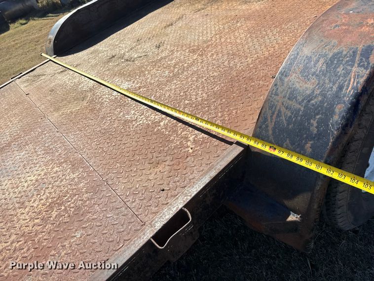 image for item DW6762 2005 PJ equipment trailer