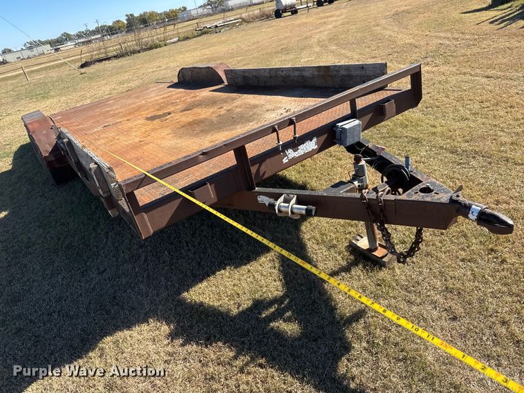 image for item DW6762 2005 PJ equipment trailer