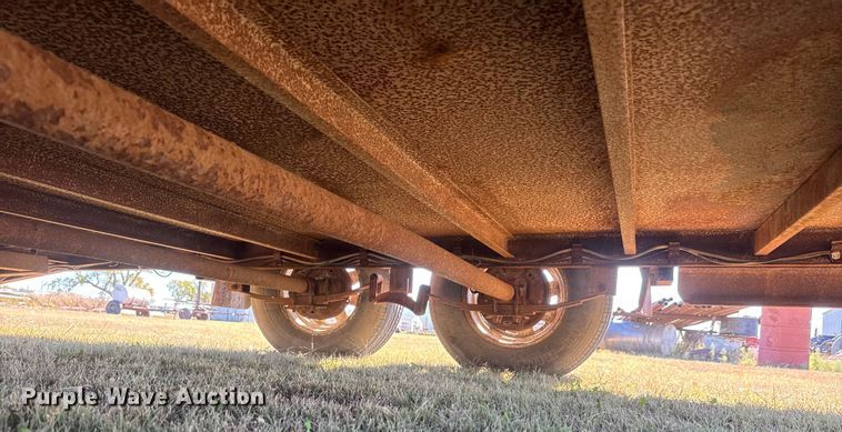 image for item DW6762 2005 PJ equipment trailer