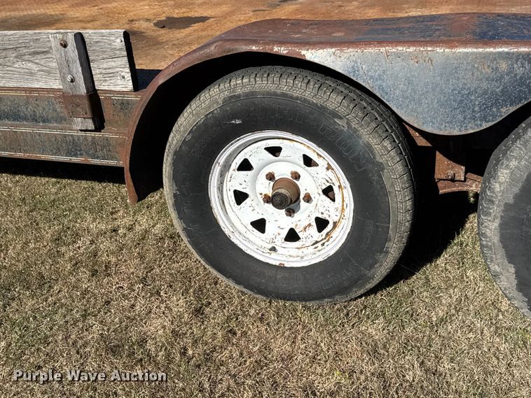 image for item DW6762 2005 PJ equipment trailer