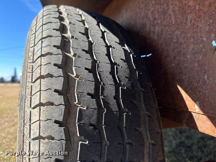 image for item DW6762 2005 PJ equipment trailer