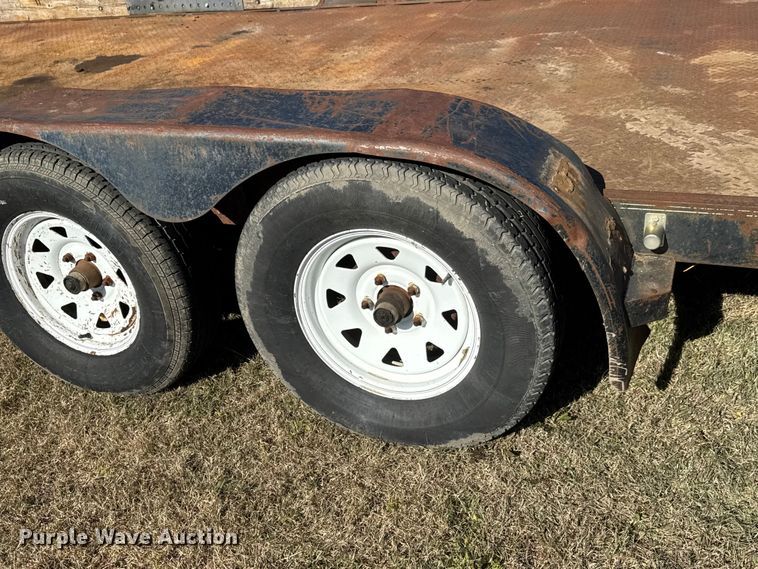 image for item DW6762 2005 PJ equipment trailer