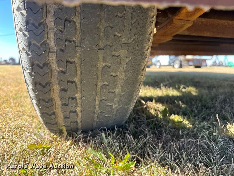 image for item DW6762 2005 PJ equipment trailer