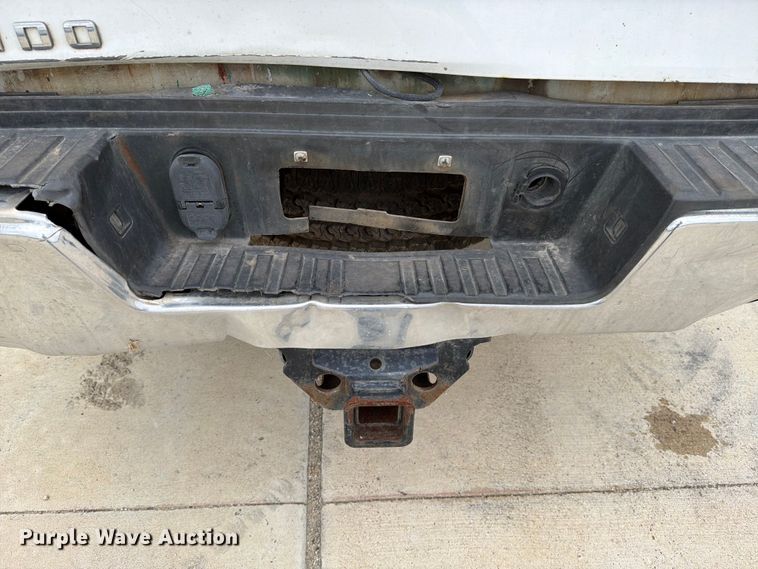 image for item DX5859 2018 Chevrolet Silverado 2500HD Crew Cab pickup truck