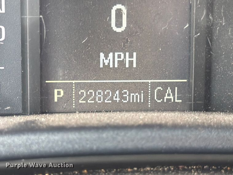 image for item DX5859 2018 Chevrolet Silverado 2500HD Crew Cab pickup truck