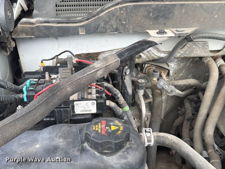 image for item DX5859 2018 Chevrolet Silverado 2500HD Crew Cab pickup truck