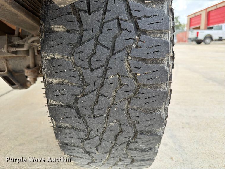 image for item DX5859 2018 Chevrolet Silverado 2500HD Crew Cab pickup truck