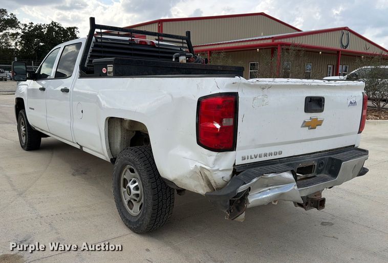 image for item DX5860 2018 Chevrolet Silverado 2500HD Crew Cab pickup truck