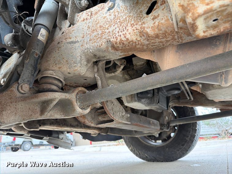 image for item DX5860 2018 Chevrolet Silverado 2500HD Crew Cab pickup truck