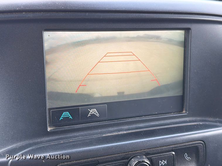 image for item DX5860 2018 Chevrolet Silverado 2500HD Crew Cab pickup truck