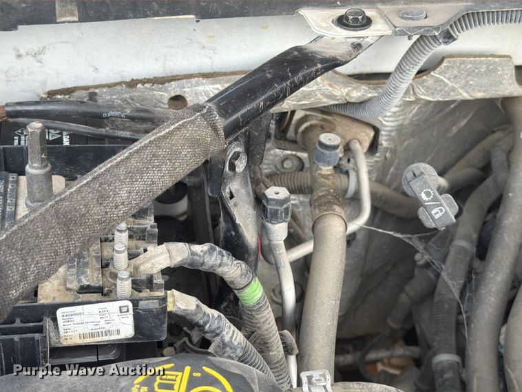 image for item DX5860 2018 Chevrolet Silverado 2500HD Crew Cab pickup truck