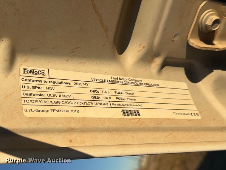 image for item DX5867 2015 Ford F250 Super Duty XLT SuperCab flatbed pickup truck