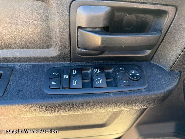 image for item DX5874 2017 RAM 2500 Crew Cab pickup truck