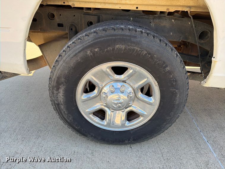 image for item DX5874 2017 RAM 2500 Crew Cab pickup truck