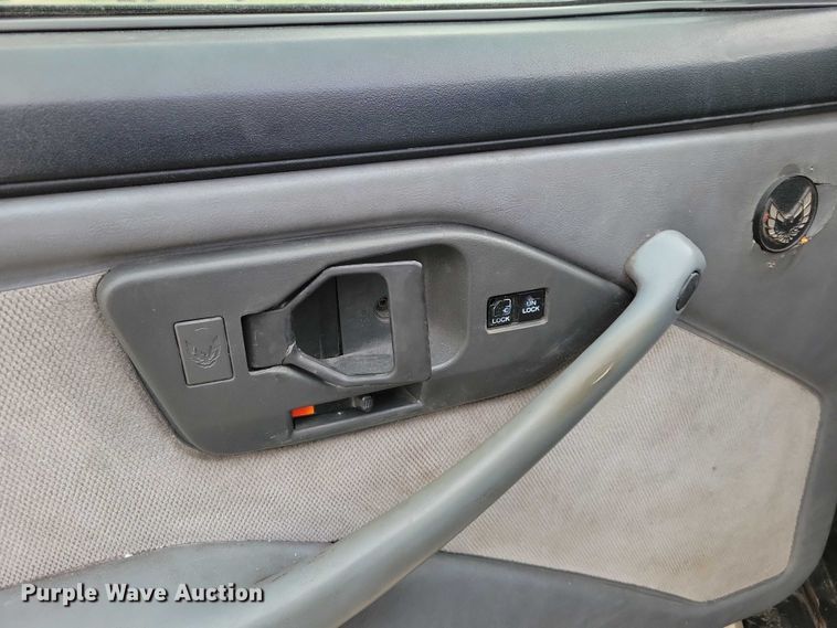 image for item DX6597 1987 Pontiac Firebird Trans Am 