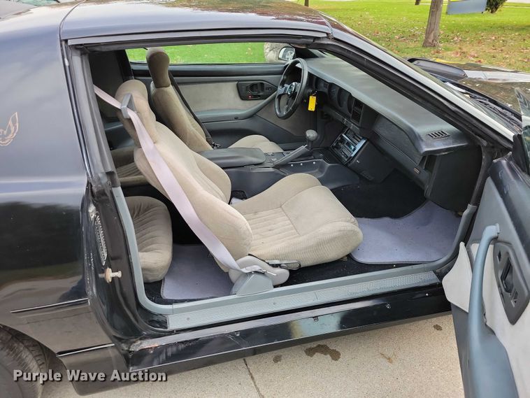 image for item DX6597 1987 Pontiac Firebird Trans Am 