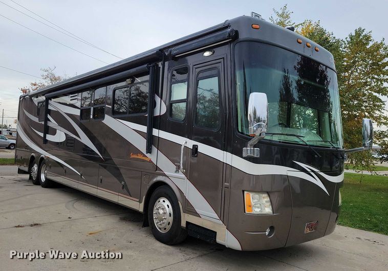 image for item DX6599 2008 Mandalay Lovers Nest RV